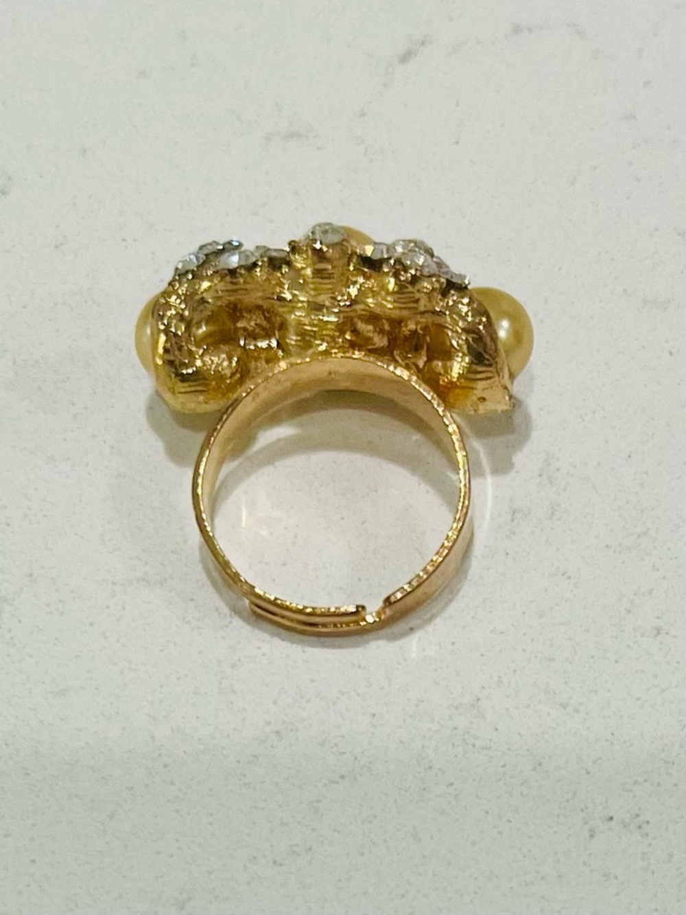 Vintage Style Pearl Rhinestone Cocktail Ring Gold Tone Adjustable Size 7 - Picture 13 of 16